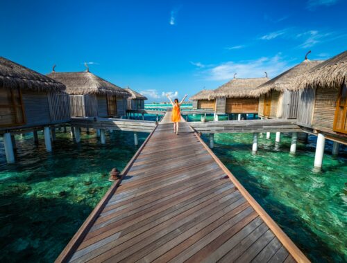 Maldivian resort with cabins on water
